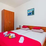 Kljunak Apartment